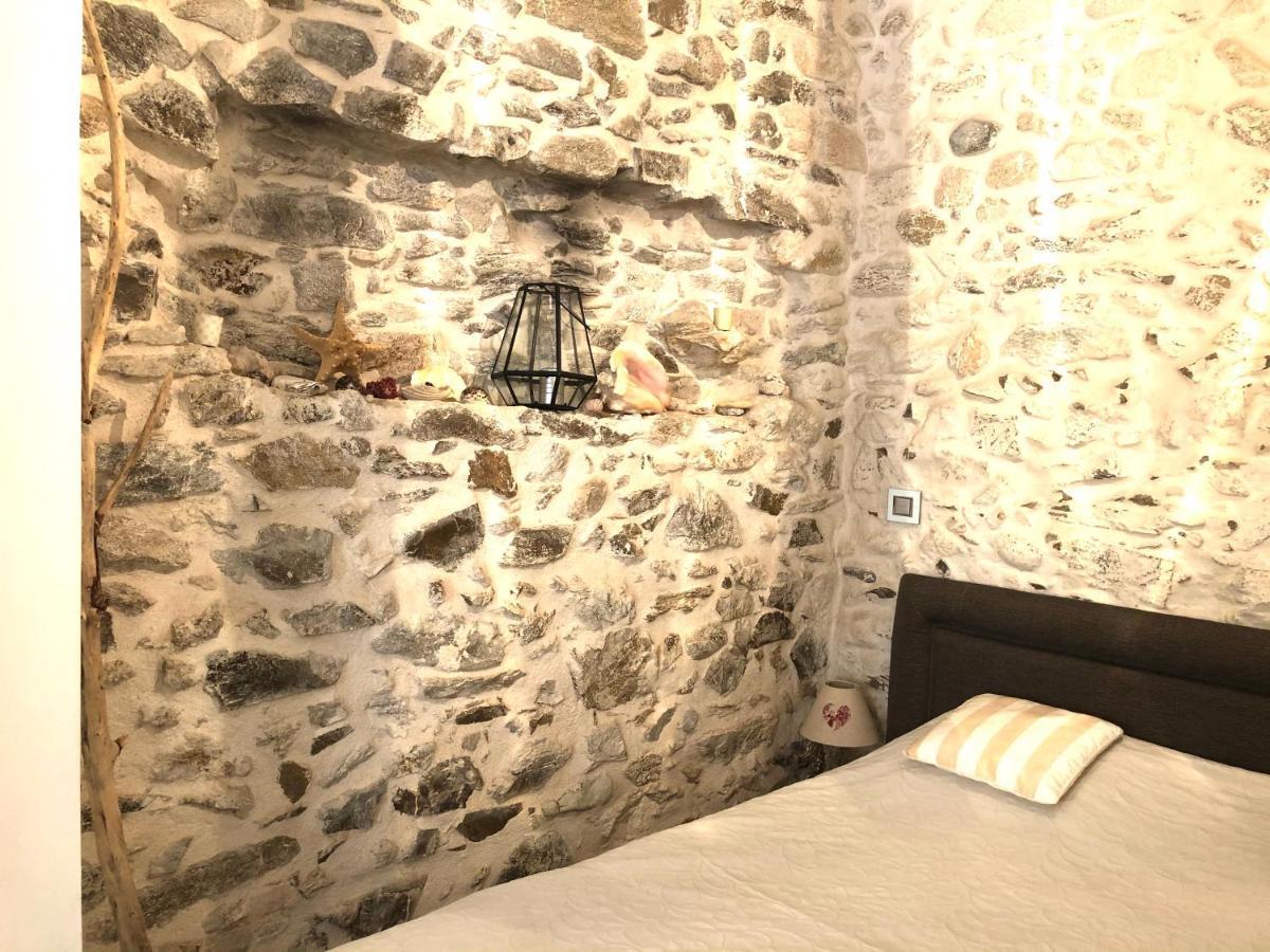 Appartement De Charme Au Coeur De Saint-Tropez Eksteriør bilde